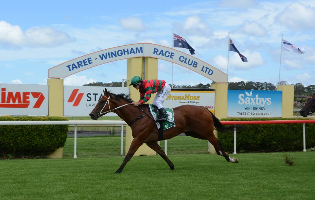 Newcastle four-year-old gelding Dead Calm, ridden by Aaron Bullock, made it three wins in a row from five starts in the Coopernook Hotel Class 3 Handicap over 1600m.t
