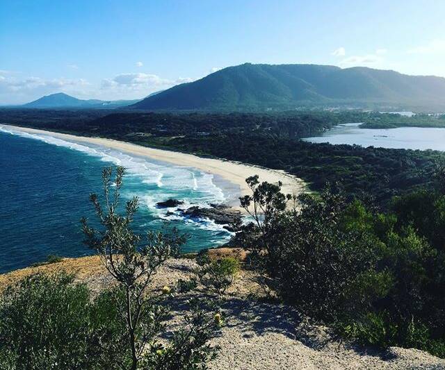 Photo by @thebiirdhouse A perfect picnic location- The Charles Hamey lookout.  #theadventureguide #camdenhead
