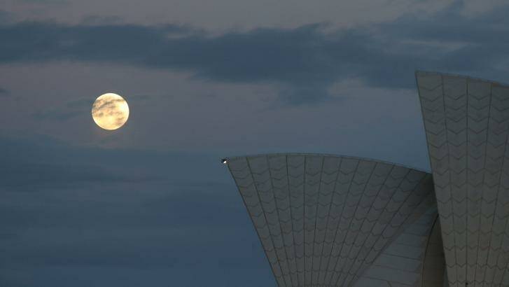 Supermoon illuminates the Sydney Opera house. Photo: Louise Kennerley