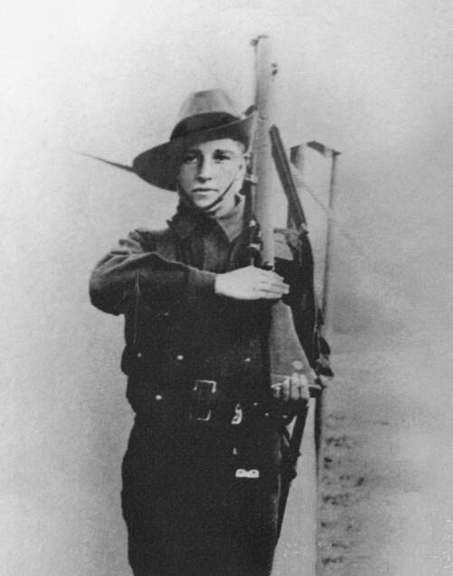 Outdoor portrait of Private Herbert Thomas Harris, 3rd Battalion, of Copeland. Pic Australian War Memorial archives.
