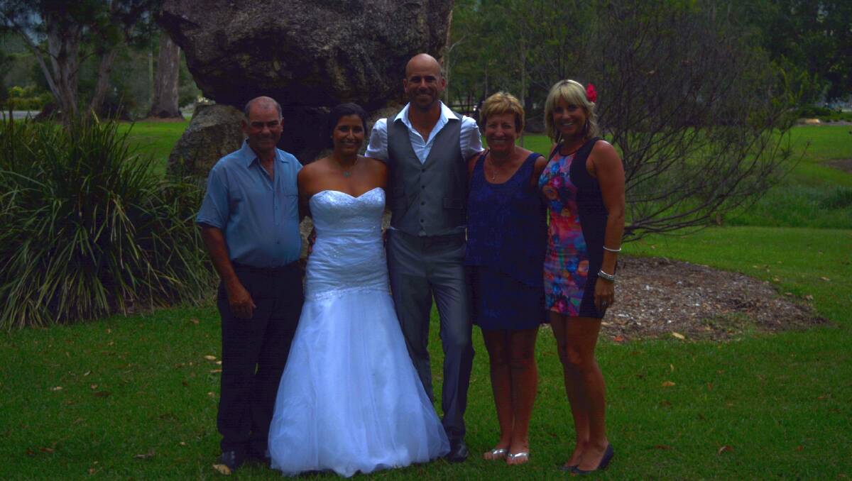 Bride and groom Claudia and Danny Cravino with Danny's parents Annie and Gary and sister Mel in Billabong Park.