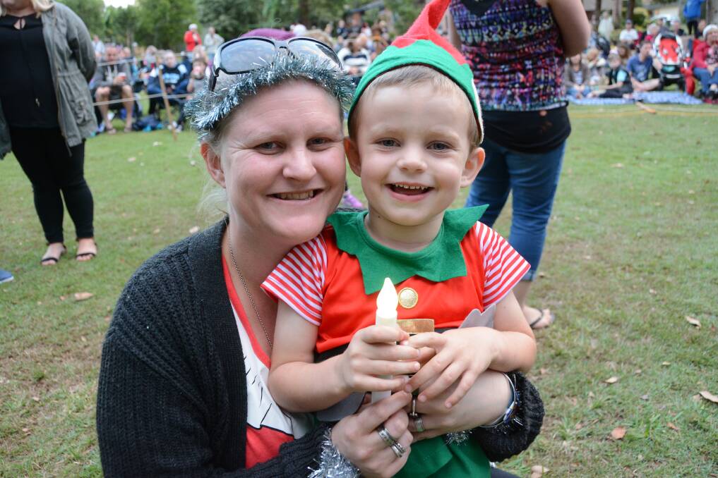 'Tis the season for carols: Max and Nikila Tynan pictured at the 2016 Carols in the Park at Black Head. This year's event is on this Sunday, December 17.
