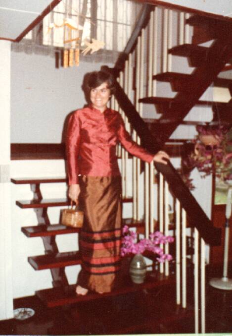 Kerry Martson dressed in traditional Thai clothing before meeting the then Prime Minster Bob Hawke when he came to visit the project.