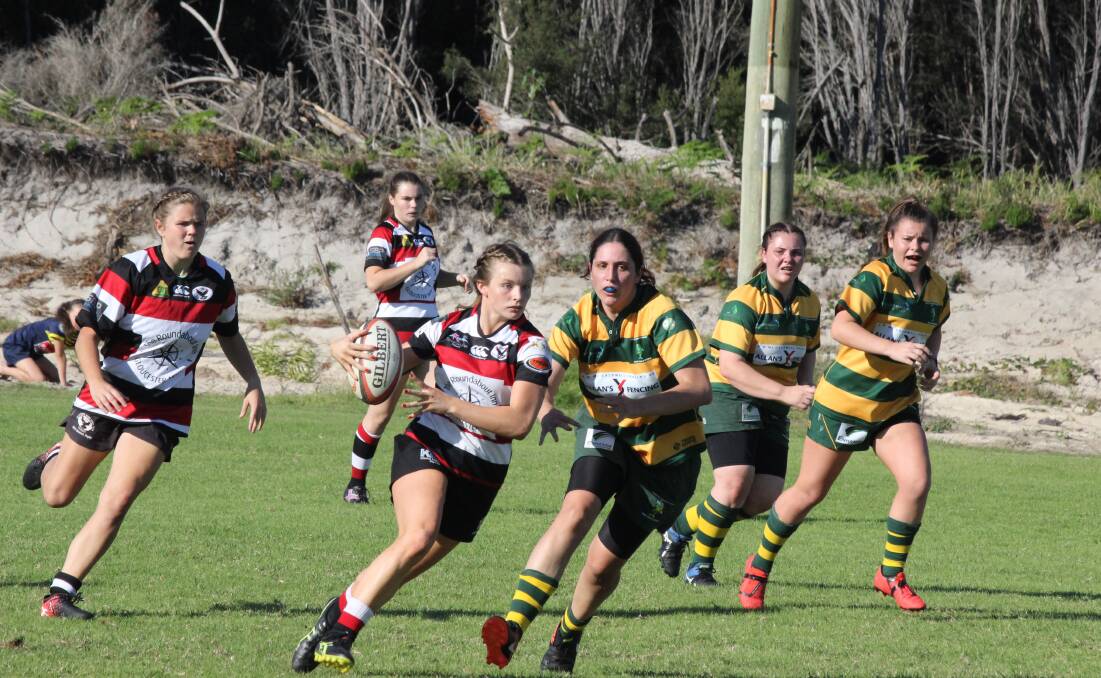 Charlotte Maslen takes the balls with Bronte Wisely following behind. Photo Kirsten Jory