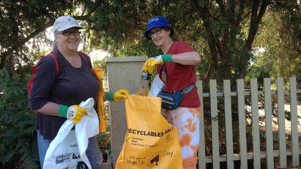 Janine Phillips and Pat Burrows at Billabong Park from Clean Up Australia Day 2016. Photo supplied