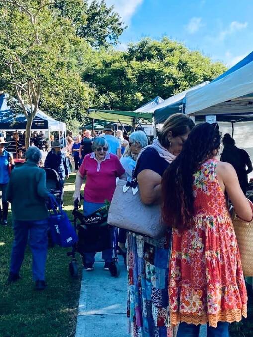 People flocked to Billabong Park for the first Gloucester Farmers Market post-COVID shutdown. Photo supplied.