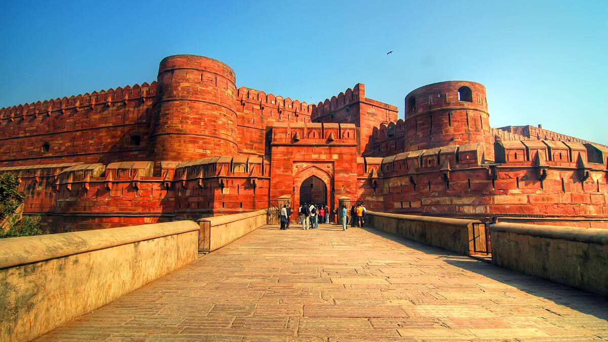 Agra Fort is a three-hour journey from Delhi, where most tourists start their Indian adventure. 