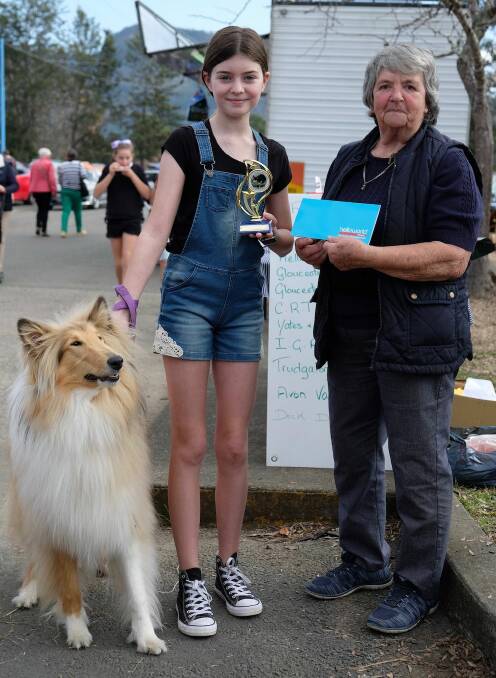 Lady, Charlotte Kennedy and Dog Show organiser, Lindy Trudgeon. Photo supplied