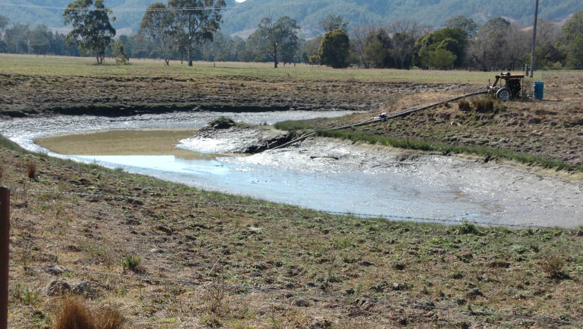 Dams are drying up as the period without substantial rain lengthens.