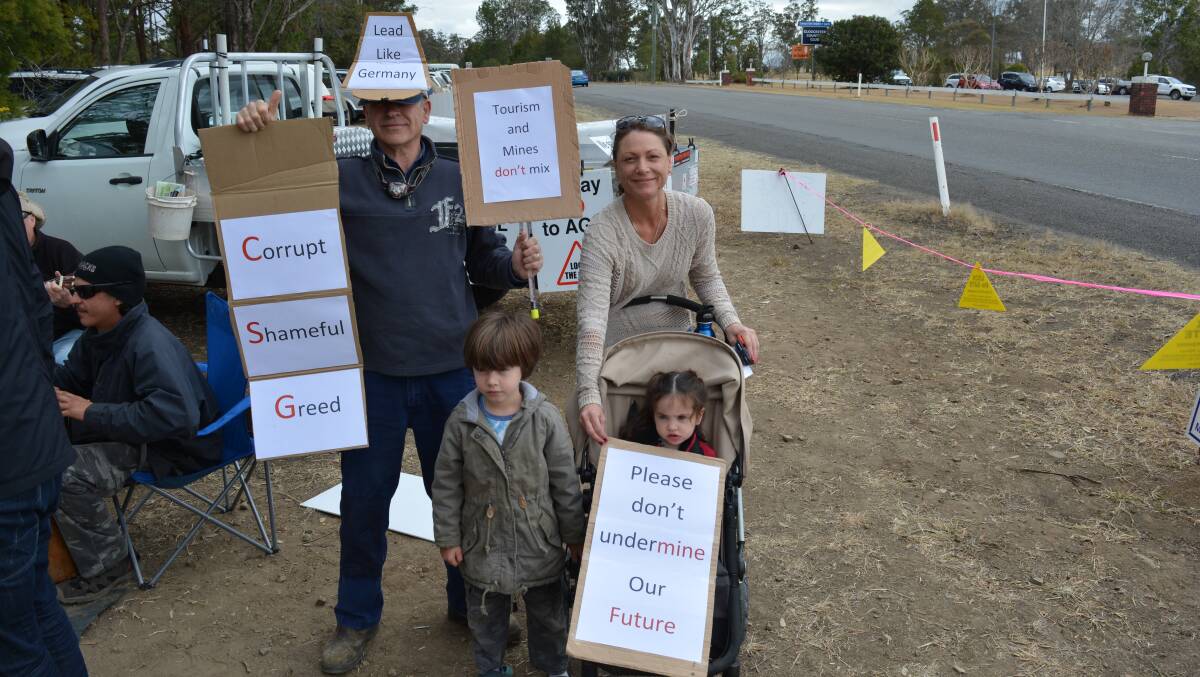 Pete and Kiri Theo with their two children Alexander and Aria joined the protest outside the AGL headquarters last Wednesday.
