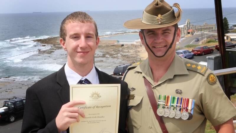 Alexander Earle-Broadley with senior military recruiting officer Captain Matthew Dugan at Fort Scratchley.